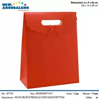 Foto articolo dell\'articolo BUSTA REGALO ROSSA CON NOCCHETTINA 29X14X38 CM AN152